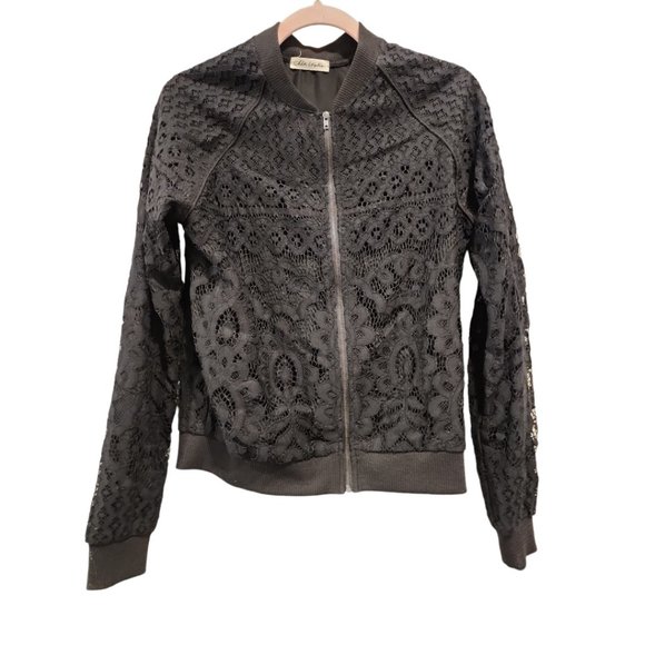 Black lace bomber jacket - Picture 1 of 4